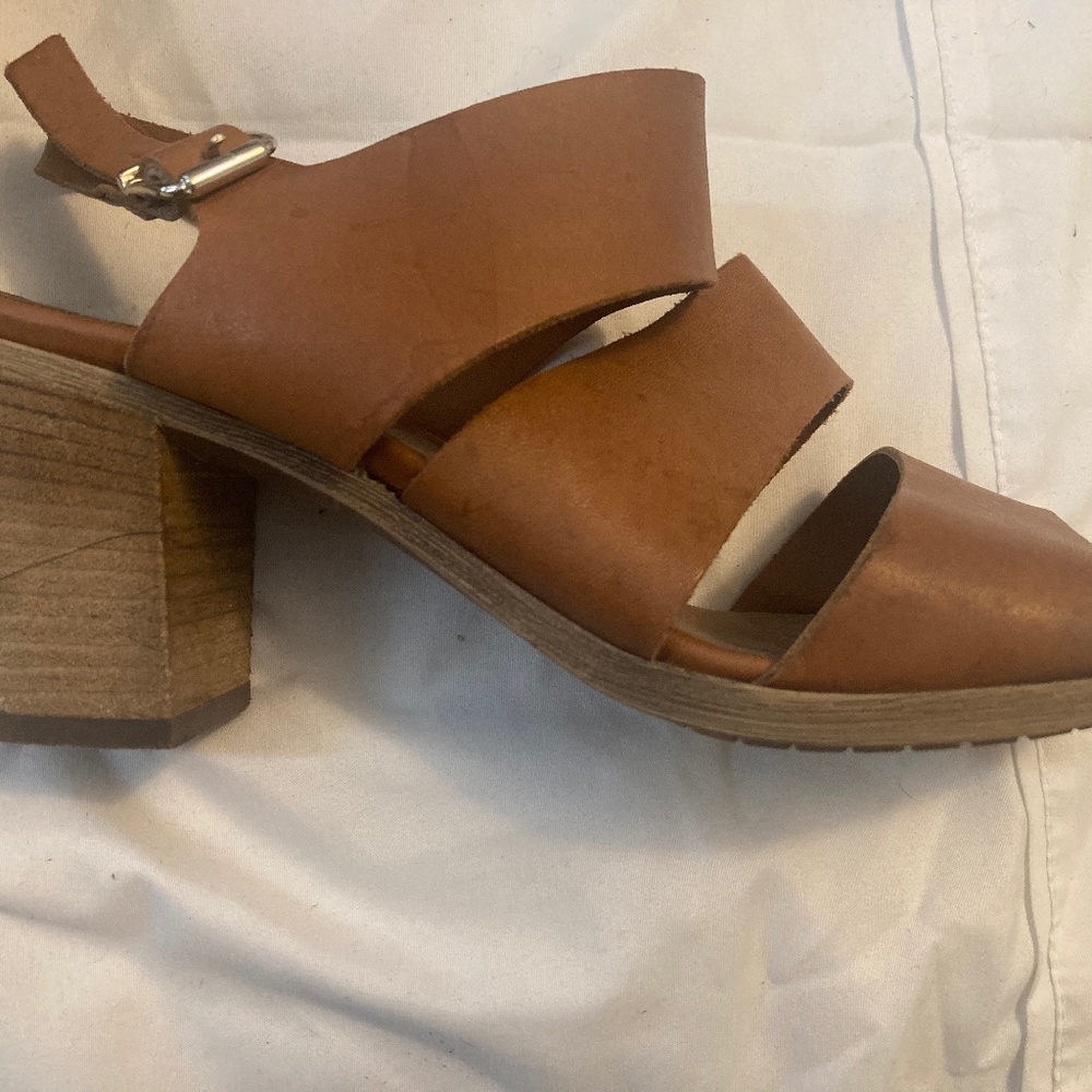 Sophia Milano womens heels